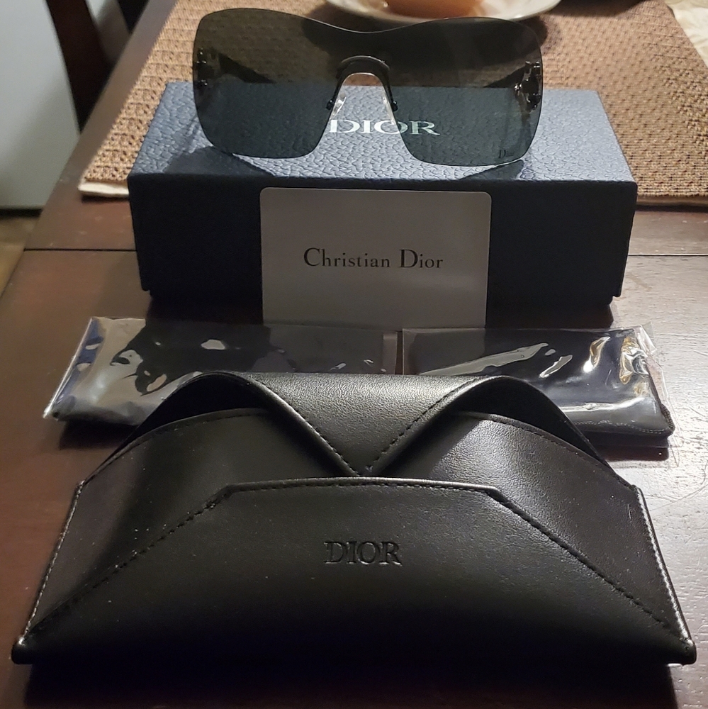 Dior sunglasses NwB